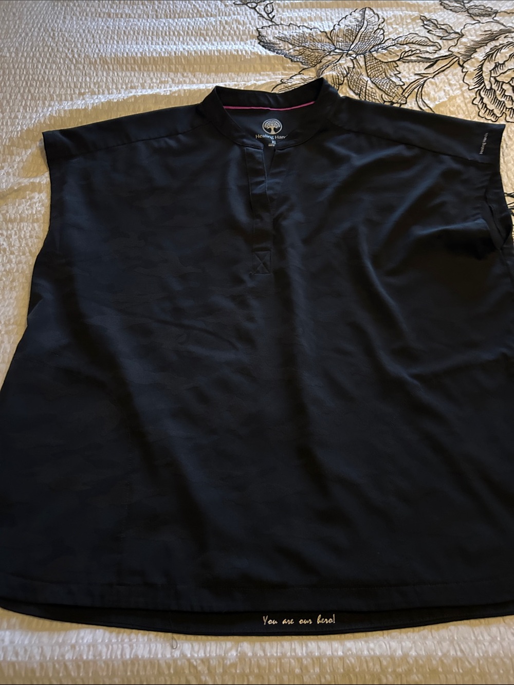 Healing Hands Black Camo XL Mandarin Collar